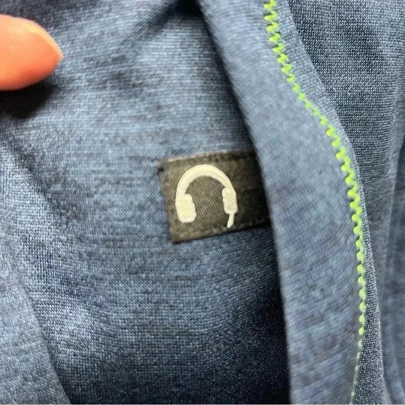 🌟 Russell athletic jacket sz 14/16 🌟 - Picture 2 of 5